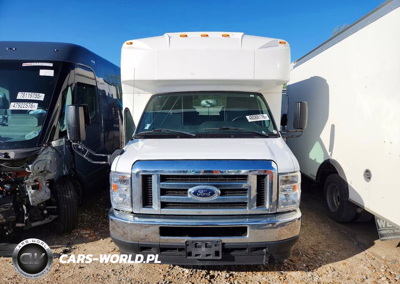 2021 Ford Econoline E350 Super Duty Cutaway Van VIN:1FDEE3FN6MDC09586 - 5