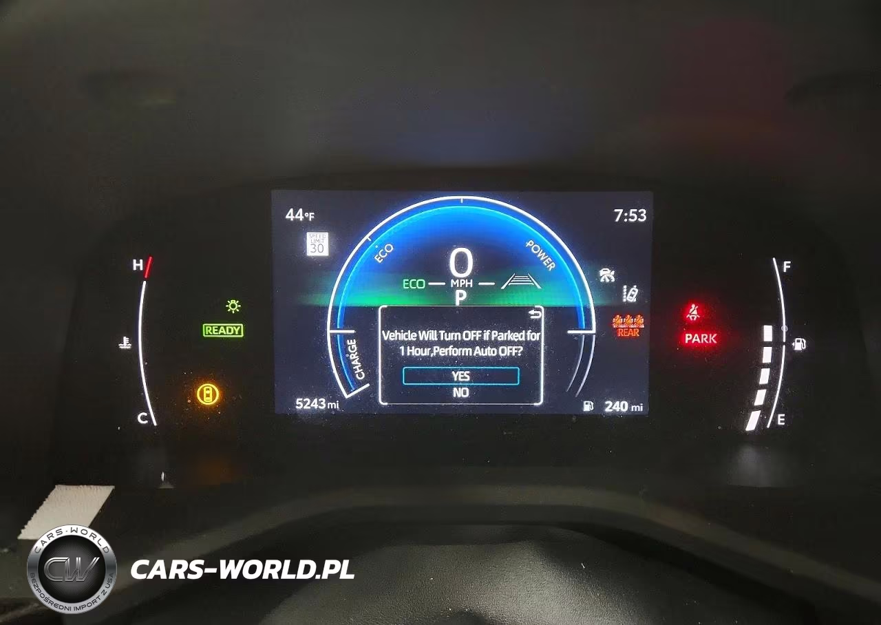 2026 Toyota Camry Le VIN:4T1DBADK4TU038398 - 9