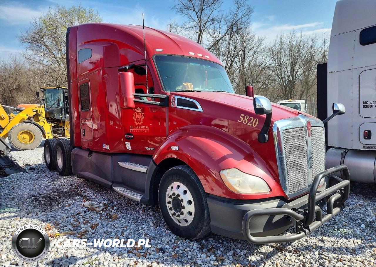 2019 Kenworth T680 Semi Truck