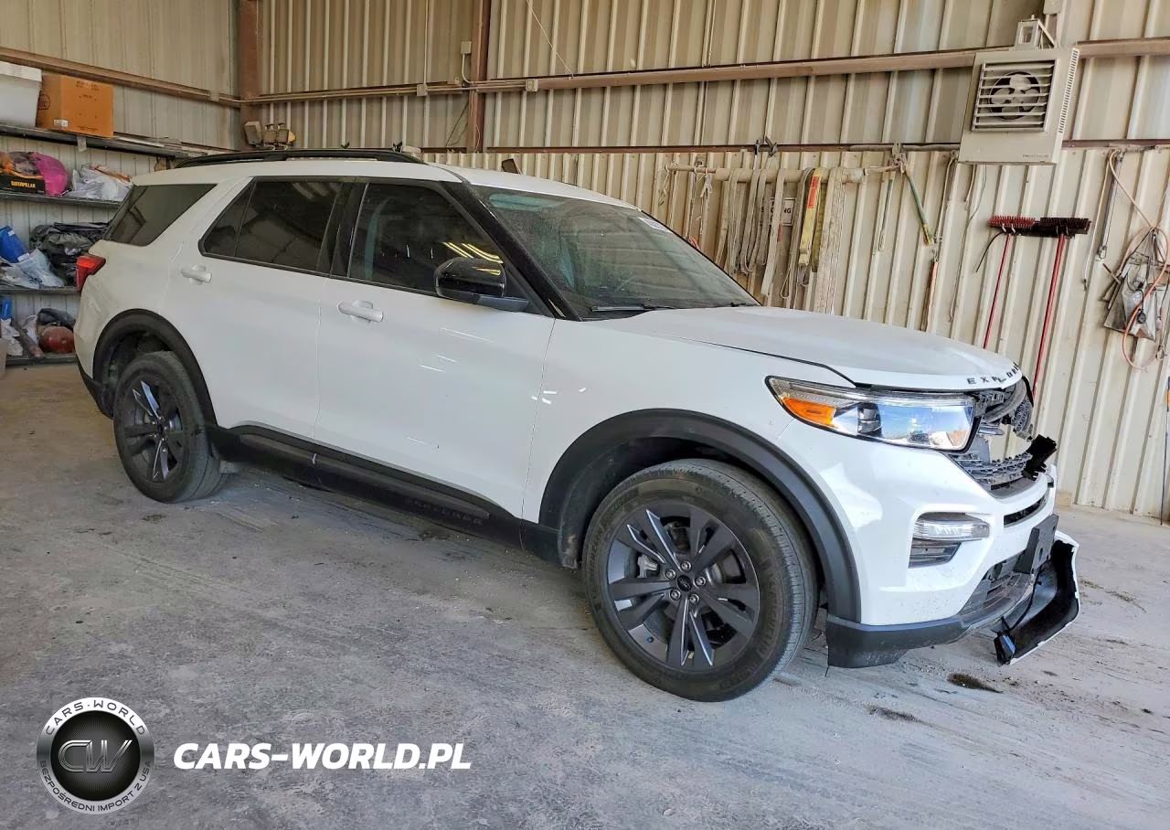 2024 Ford Explorer Xlt VIN:1FMSK8DH6RGA14924 - 4