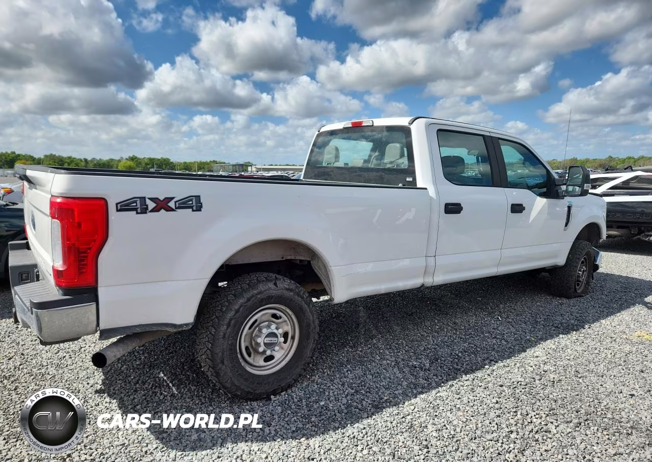 2017 Ford F350 Super Duty VIN:1FT8W3B65HEE28519 - 3