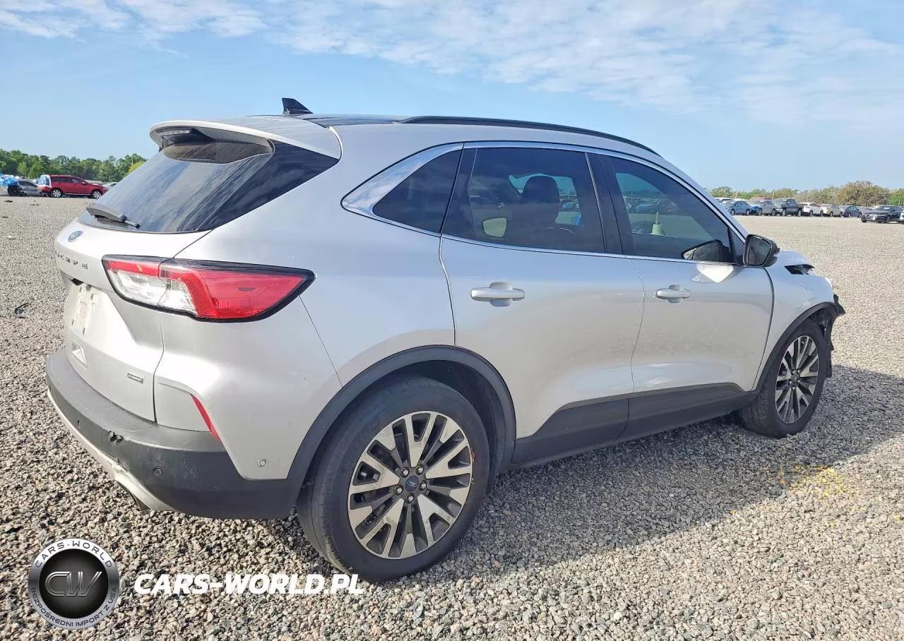 2020 Ford Escape Titanium VIN:1FMCU0DZ0LUA68849 - 3