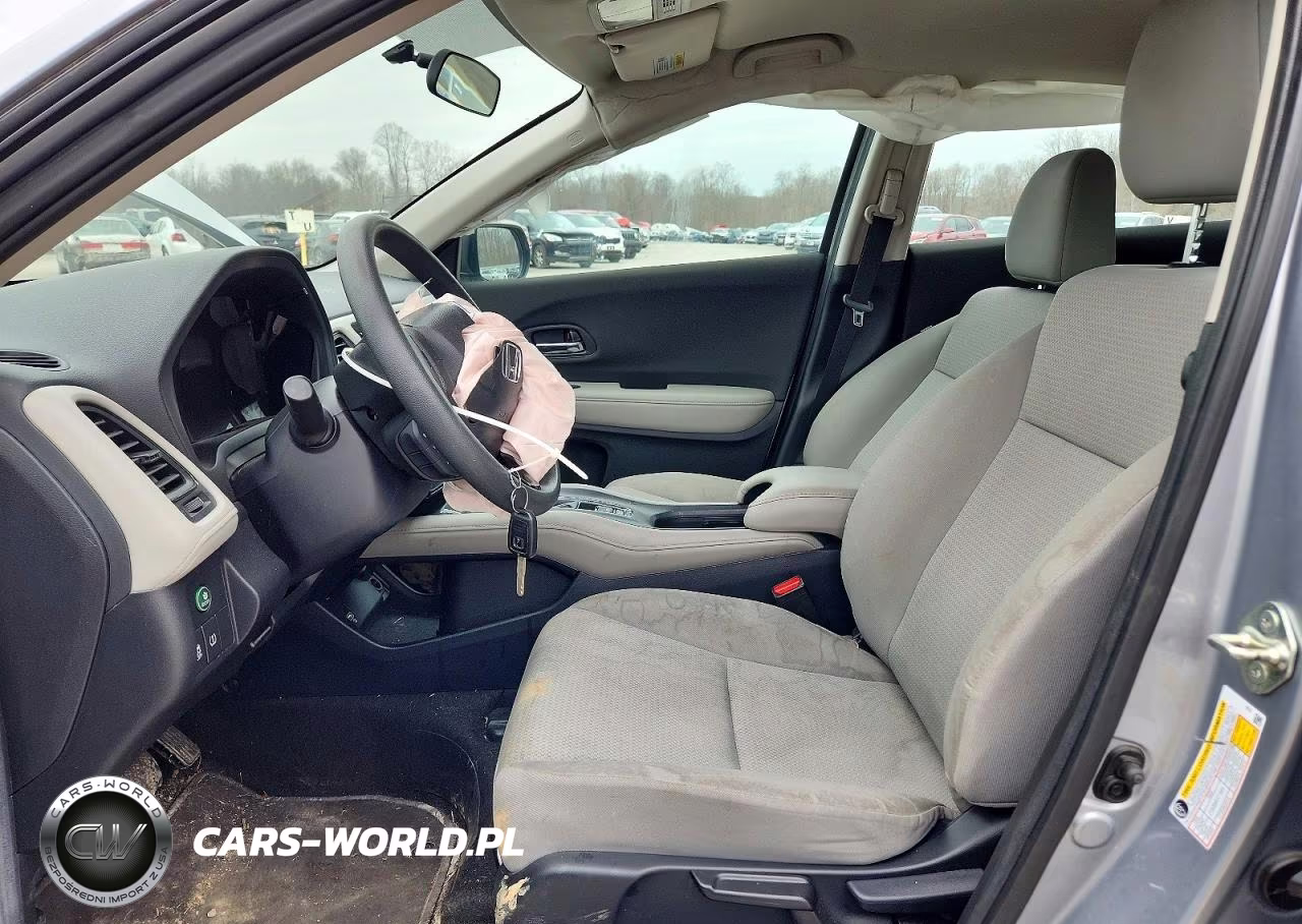 2019 Honda Hr-V Lx VIN:3CZRU6H35KG725518 - 7