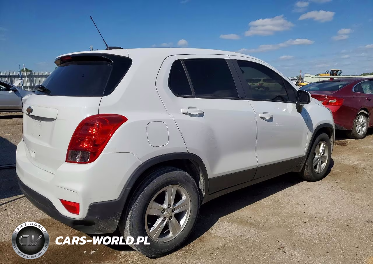 2020 Chevrolet Trax Ls VIN:KL7CJKSB6LB023177 - 3