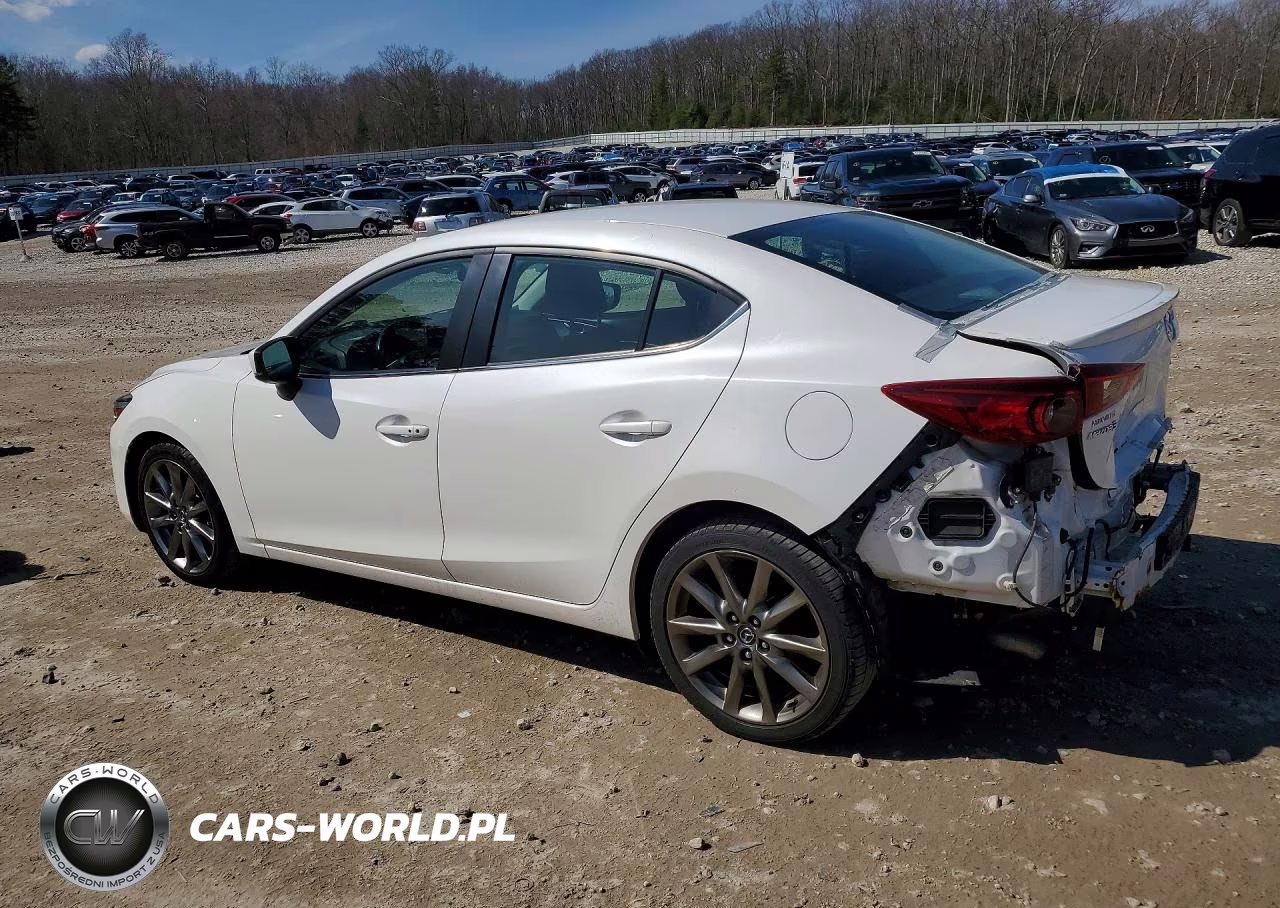 2018 Mazda 3 Touring VIN:3MZBN1V31JM264701 - 2