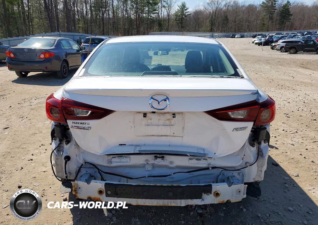 2018 Mazda 3 Touring VIN:3MZBN1V31JM264701 - 6