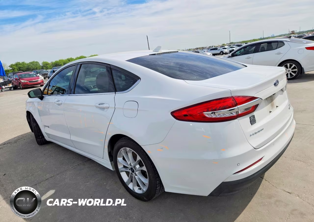2019 Ford Fusion Se VIN:3FA6P0LU0KR208697 - 2