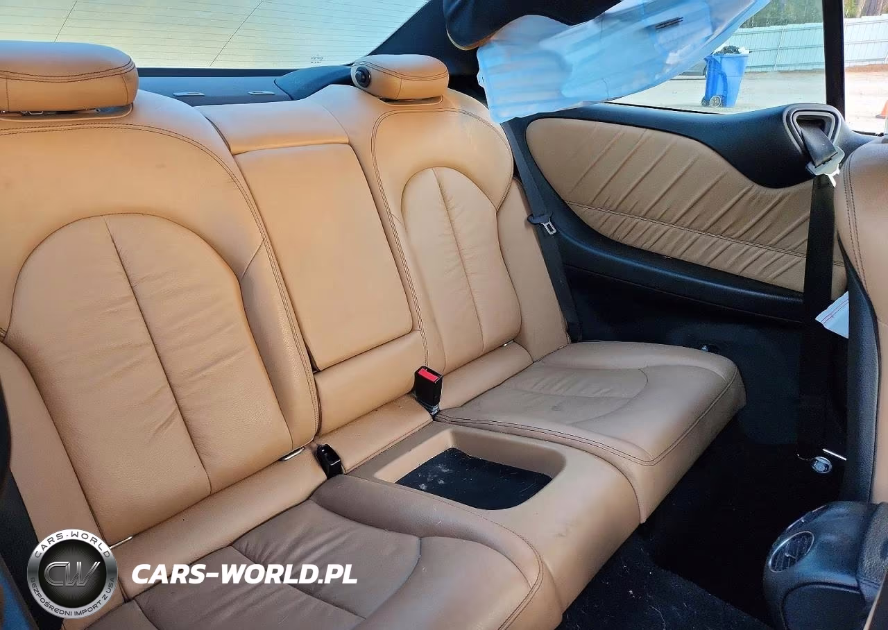 2007 Mercedes-Benz Clk 550 VIN:WDBTJ72H57F218852 - 10