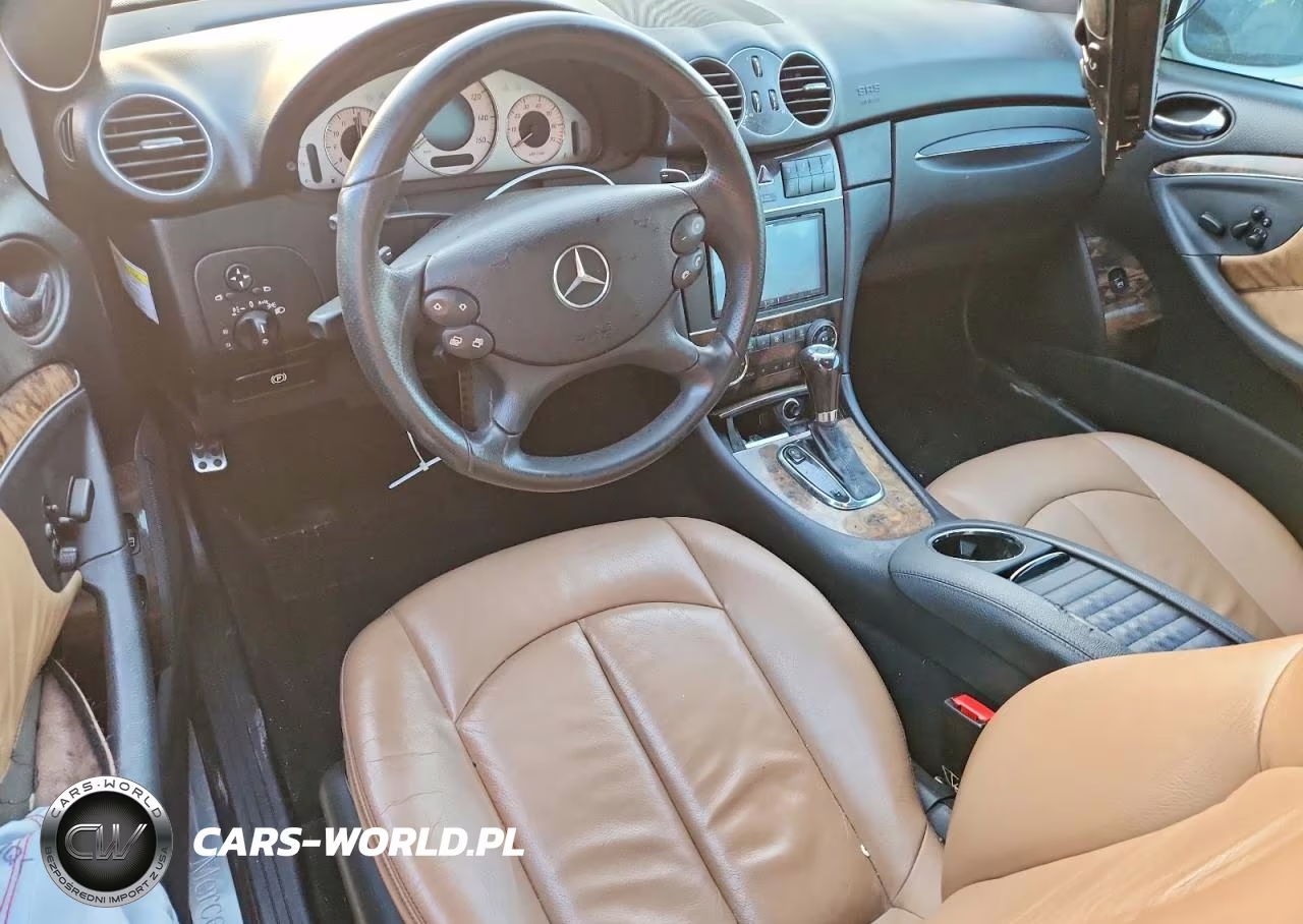 2007 Mercedes-Benz Clk 550 VIN:WDBTJ72H57F218852 - 8