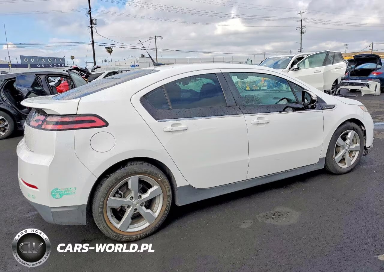 2014 Chevrolet Volt VIN:1G1RE6E49EU139530 - 3