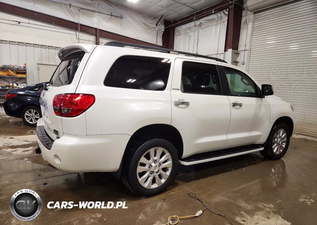 2012 Toyota Sequoia Platinum VIN:5TDDW5G12CS057328 - 3