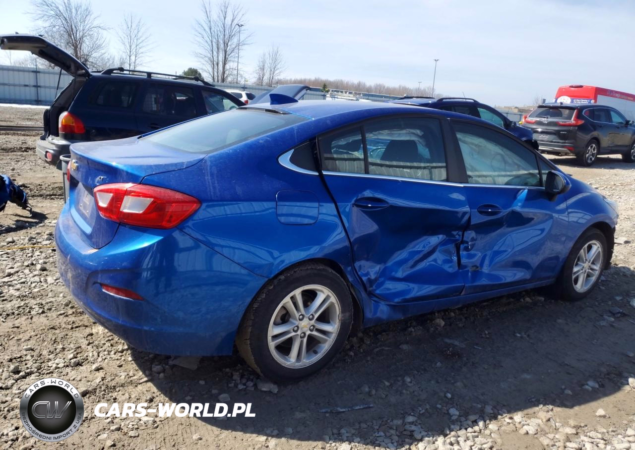 2017 Chevrolet Cruze Lt VIN:1G1BE5SM0H7170491 - 3