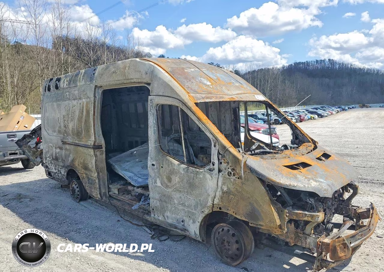 2021 Ford Transit 250 Delivery Van VIN:1FTBR3U83MKA94305 - 4
