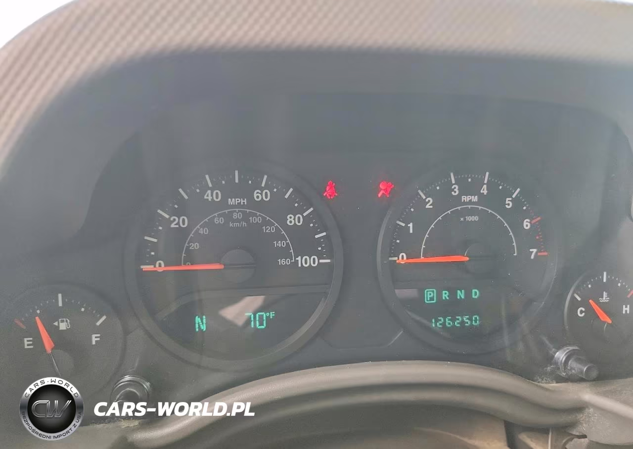 2008 Jeep Wrangler X VIN:1J4FA241X8L543219 - 9