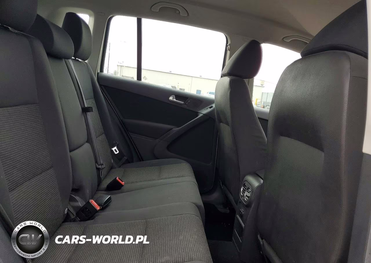 2013 Volkswagen Tiguan S VIN:WVGAV3AX6DW609692 - 11