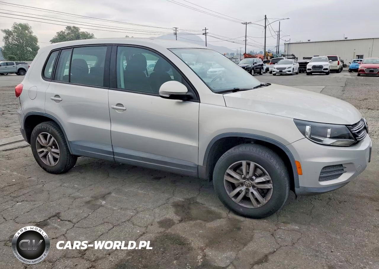 2013 Volkswagen Tiguan S VIN:WVGAV3AX6DW609692 - 4