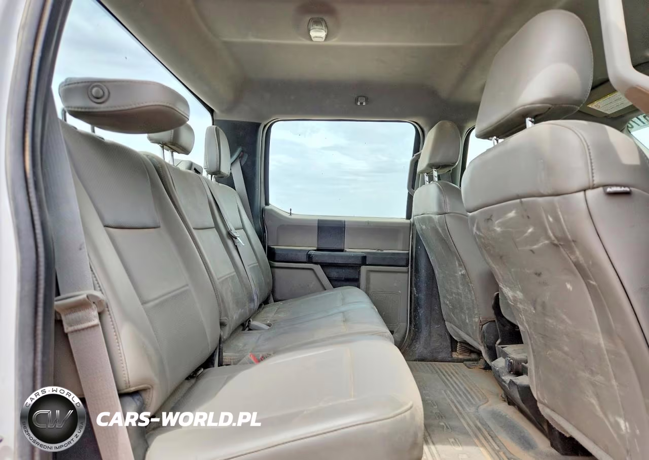 2018 Ford F250 Super Duty VIN:1FT7W2BTXJEC45876 - 10