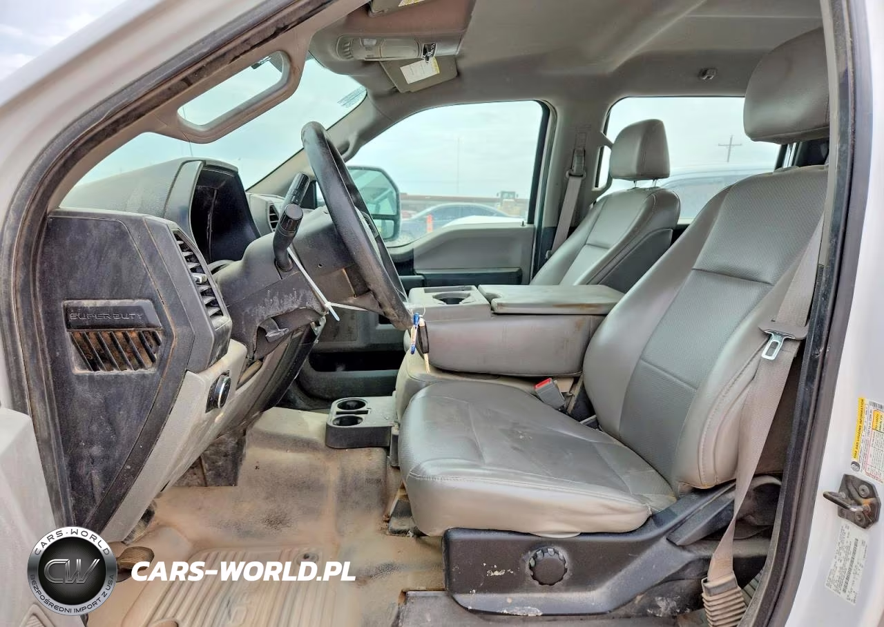 2018 Ford F250 Super Duty VIN:1FT7W2BTXJEC45876 - 7