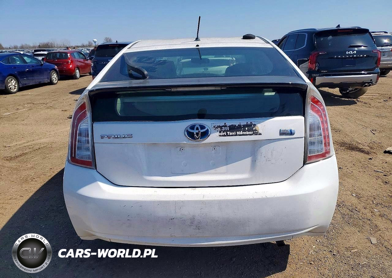 2012 Toyota Prius Two VIN:JTDKN3DU9C5451881 - 6