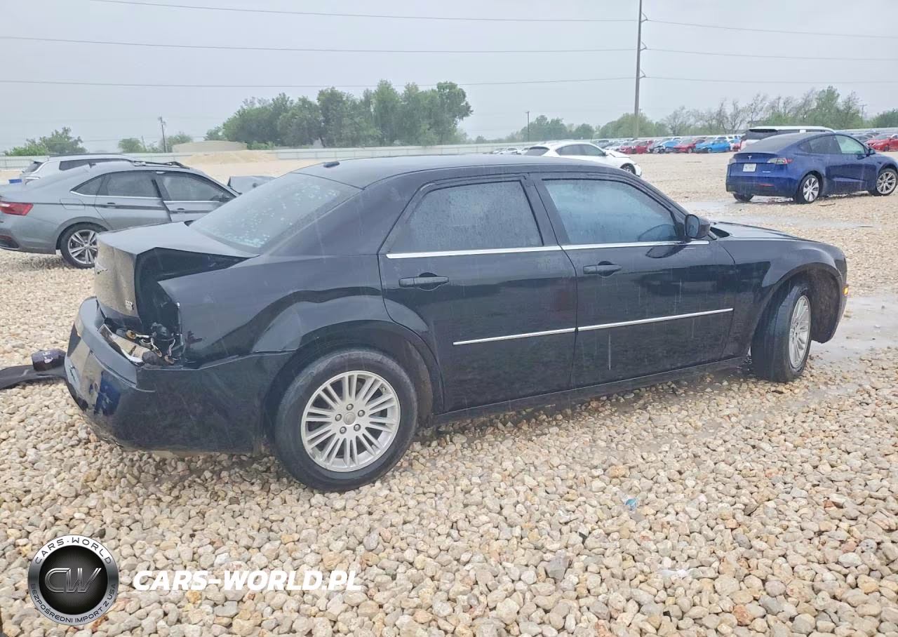 2009 Chrysler 300 VIN:2C3LA53V39H543645 - 3