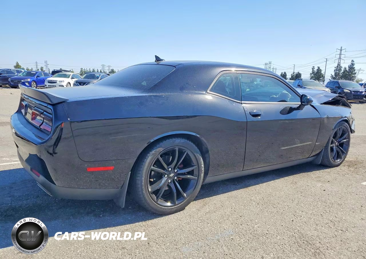 2017 Dodge Challenger Sxt VIN:2C3CDZAG1HH618201 - 3