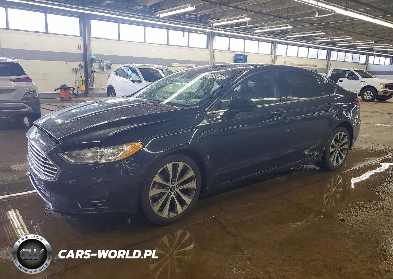 2020 Ford Fusion Se