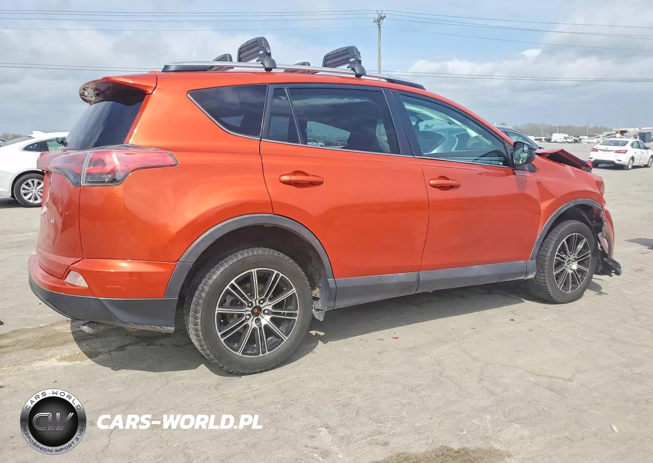 2016 Toyota Rav4 Le VIN:2T3BFREVXGW411685 - 3