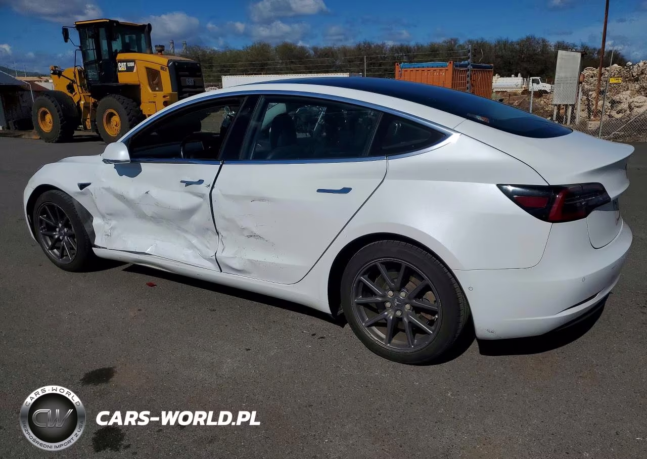 2018 Tesla Model 3 VIN:5YJ3E1EA2JF098828 - 2