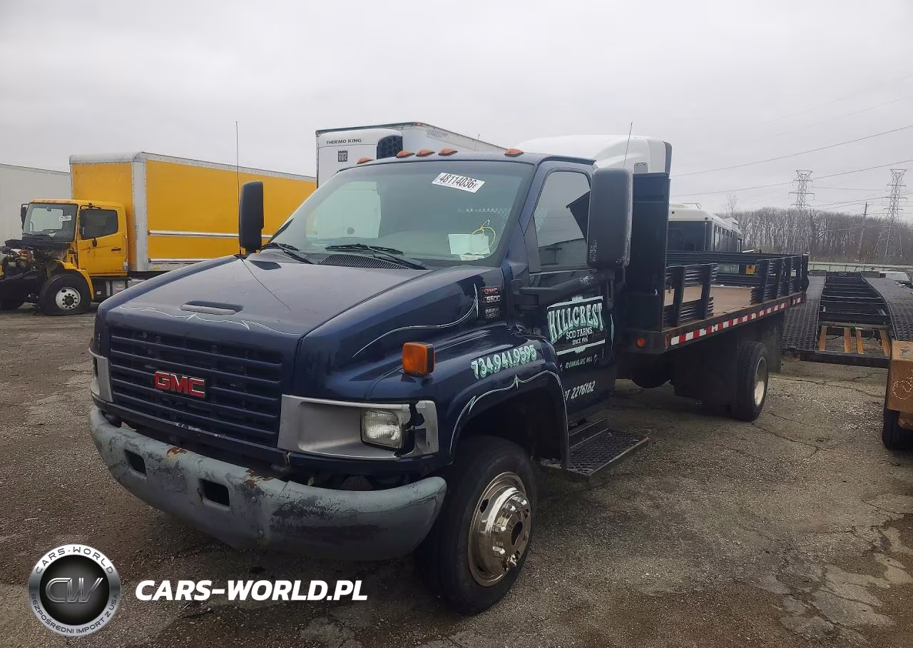 2004 GMC C5500 Flatbed Truck