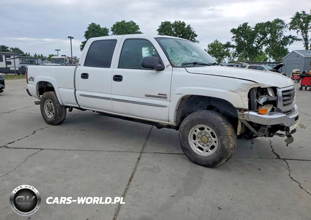 2004 GMC Sierra K2500 Heavy Duty VIN:1GTHK23164F104329 - 4