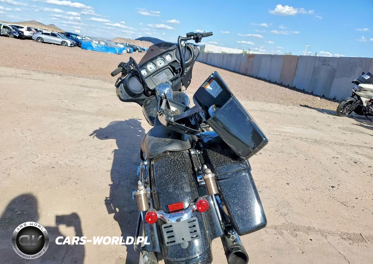2019 Harley Davidson Flhx VIN:1HD1KBC13KB670808 - 4