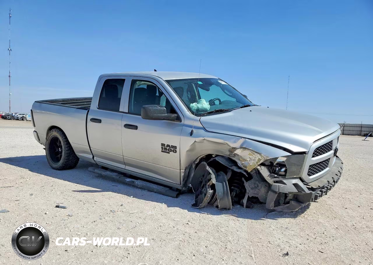 2019 Ram 1500 Classic Tradesman VIN:1C6RR7FG0KS554163 - 4