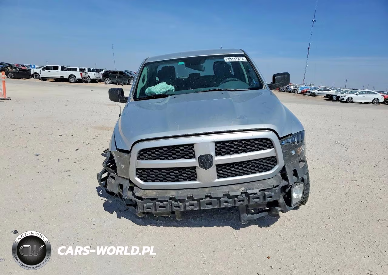 2019 Ram 1500 Classic Tradesman VIN:1C6RR7FG0KS554163 - 5