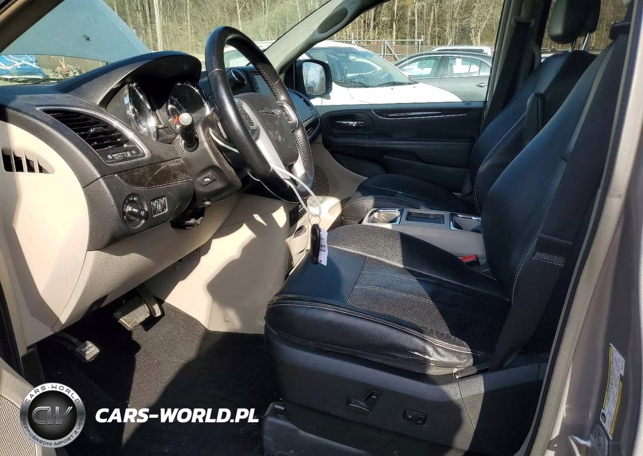 2013 Chrysler Town & Country Touring L VIN:2C4RC1CG7DR767482 - 7