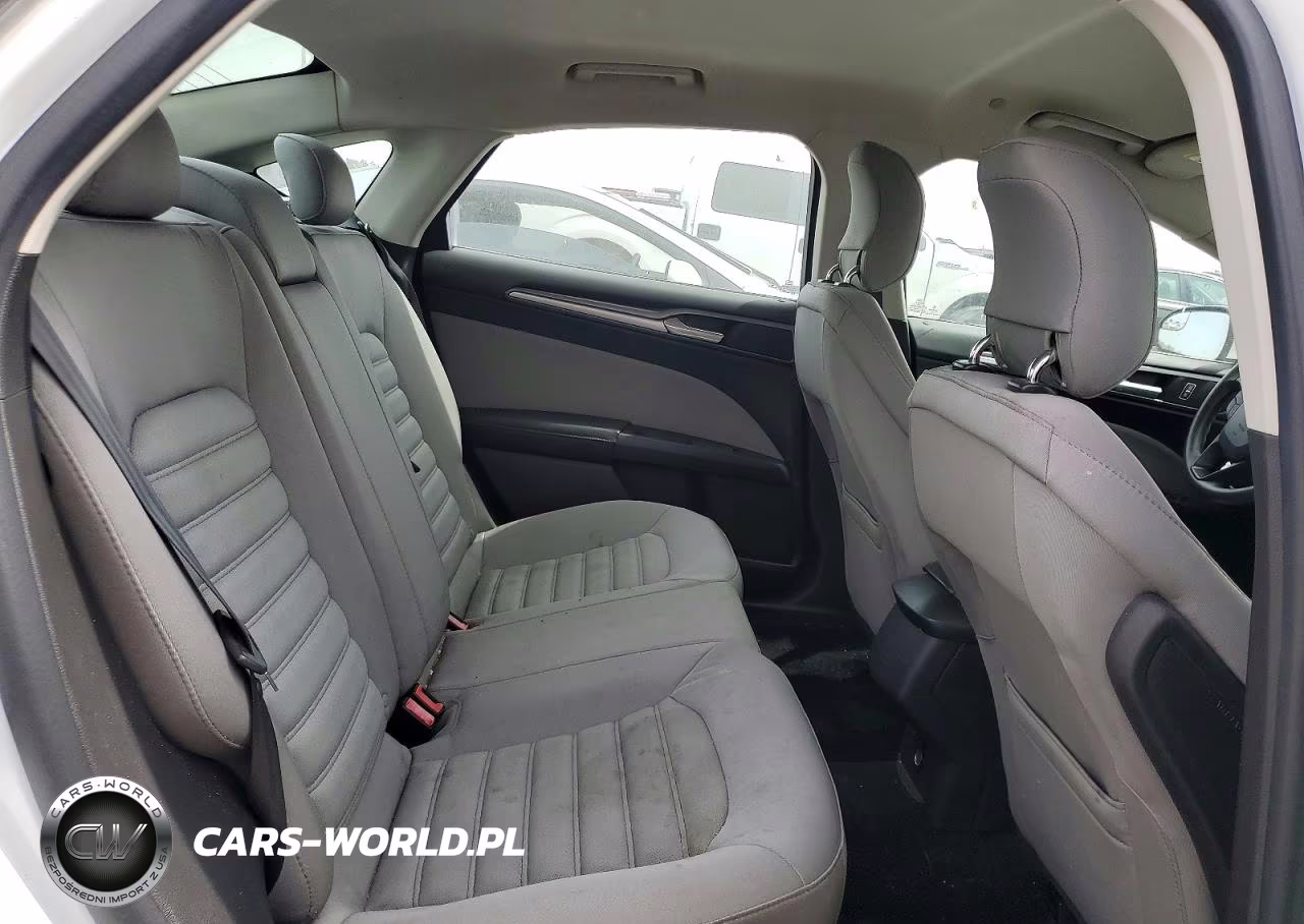 2014 Ford Fusion S Hybrid VIN:3FA6P0UUXER293616 - 10