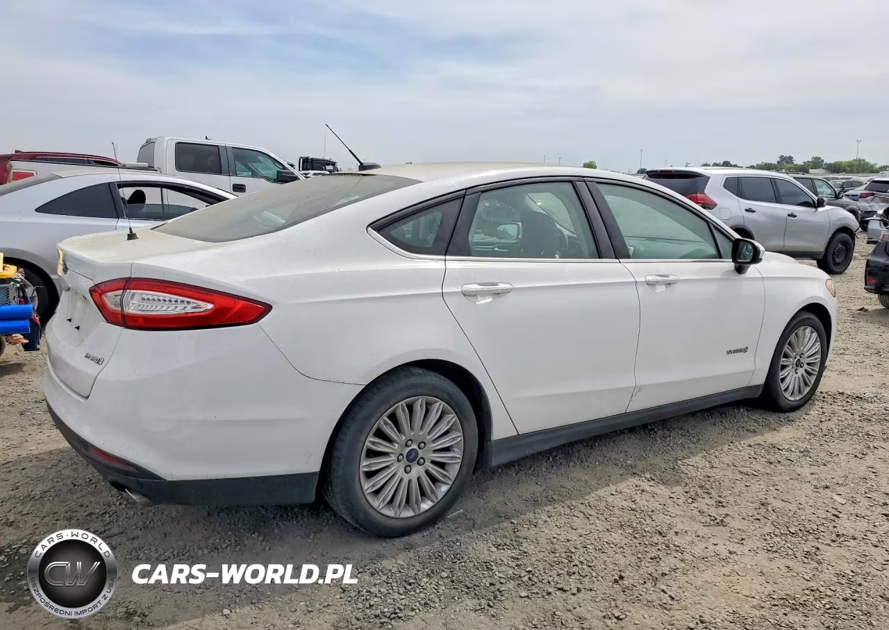 2014 Ford Fusion S Hybrid VIN:3FA6P0UUXER293616 - 3