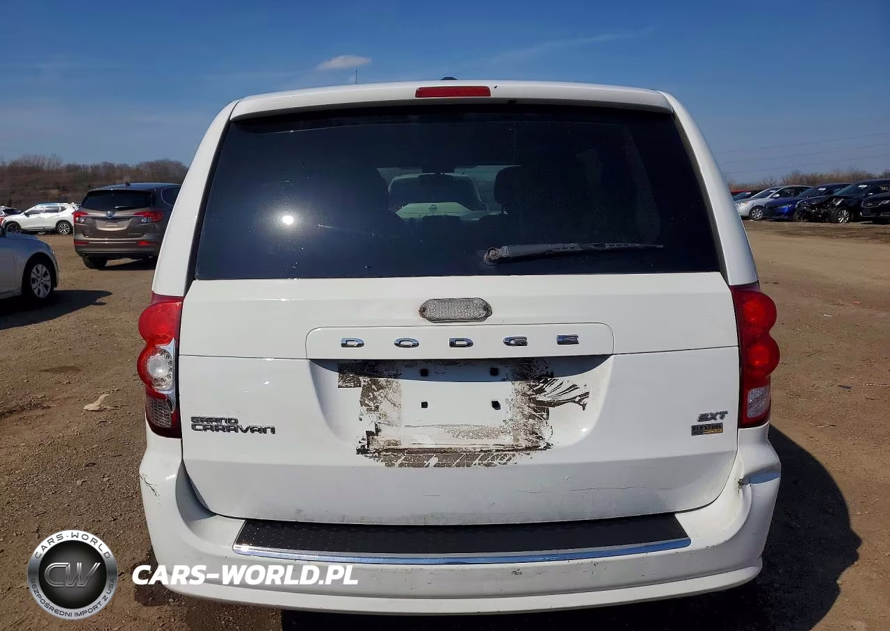 2018 Dodge Grand Caravan Sxt VIN:2C4RDGCG2JR240395 - 6