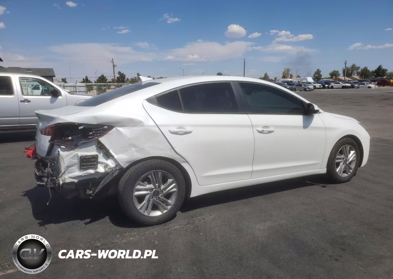 2020 Hyundai Elantra Sel VIN:5NPD84LF2LH606375 - 3