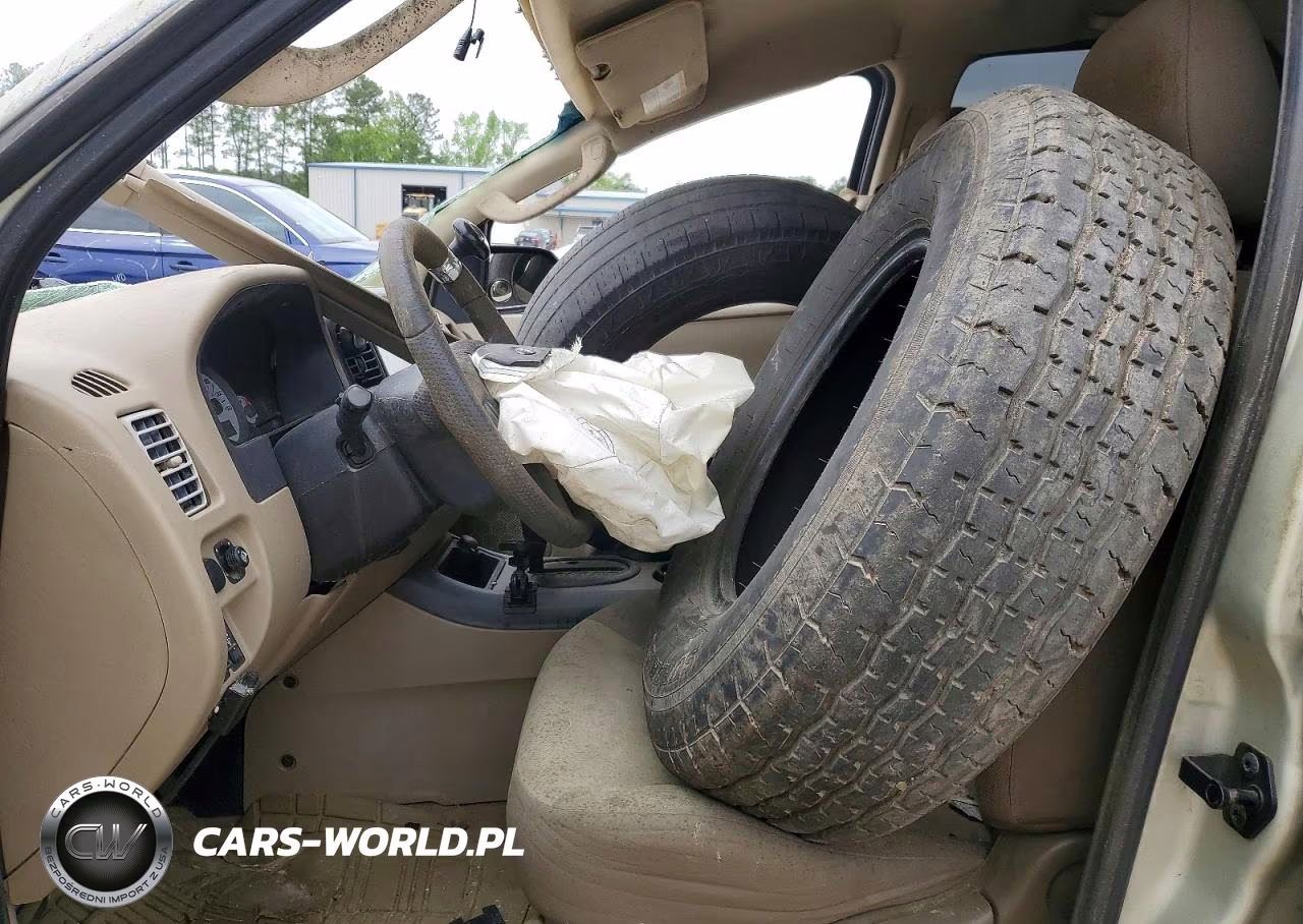 2006 Ford Escape Xls VIN:1FMYU02Z66KA47268 - 7