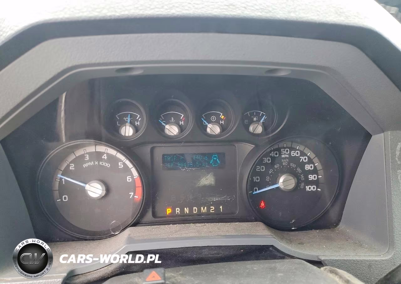 2012 Ford F350 Super Duty Utility - Service Truck VIN:1FDRF3G6XCEC67313 - 9