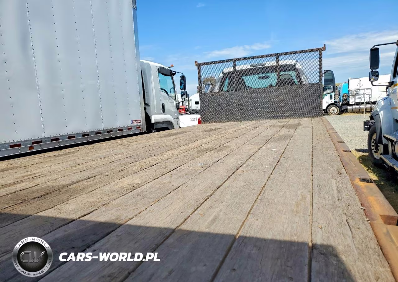 2017 Ford F650 Super Duty Flatbed Truck VIN:1FDWF6DC8HDB00685 - 10