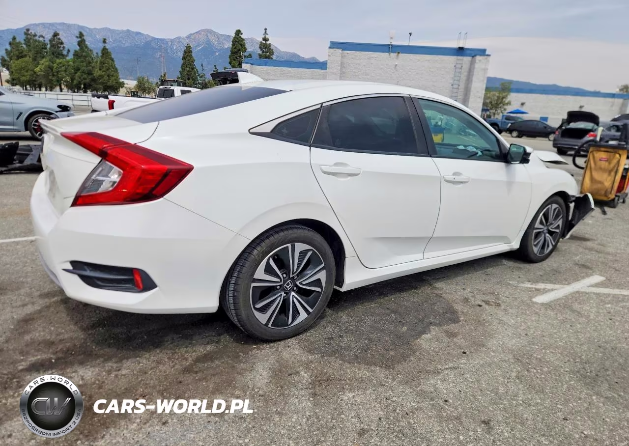 2017 Honda Civic Ex VIN:2HGFC1F34HH631187 - 3