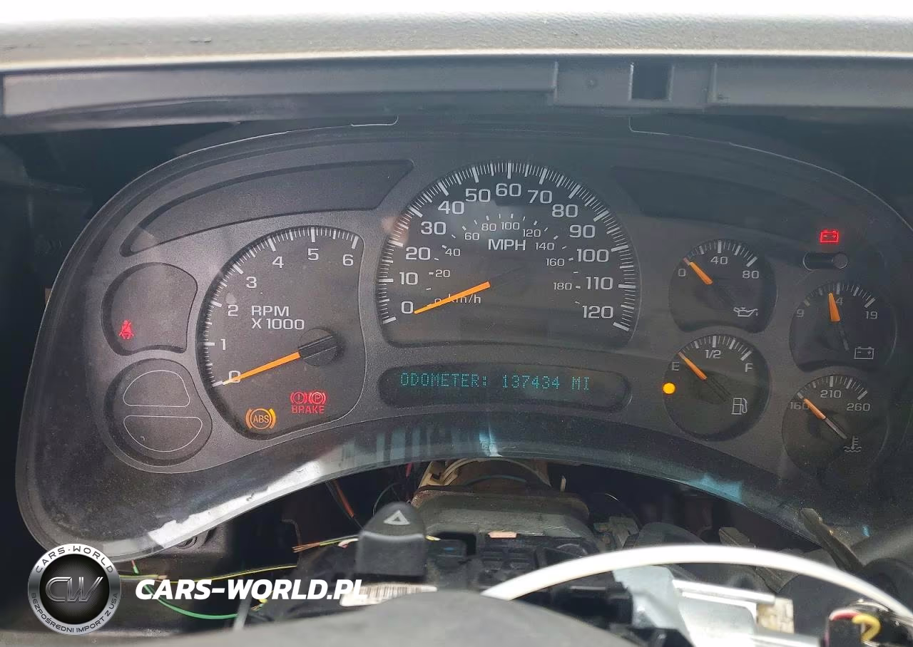 2003 Chevrolet Suburban C1500 VIN:3GNEC16T13G149089 - 9