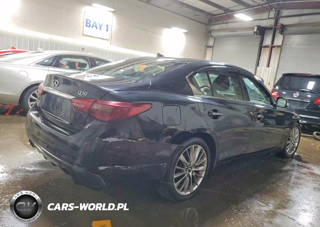 2018 Infiniti Q50 3.0T Luxe VIN:JN1EV7AR5JM443075 - 3