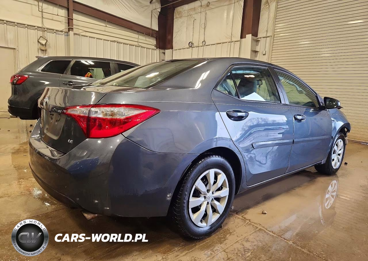 2015 Toyota Corolla Le VIN:2T1BURHE7FC359524 - 3