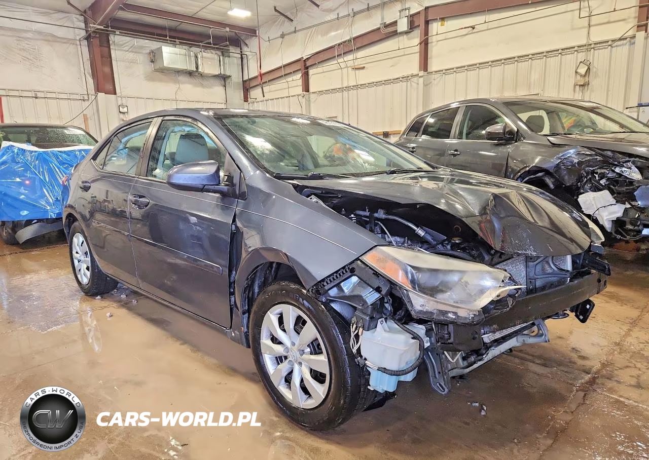 2015 Toyota Corolla Le VIN:2T1BURHE7FC359524 - 4
