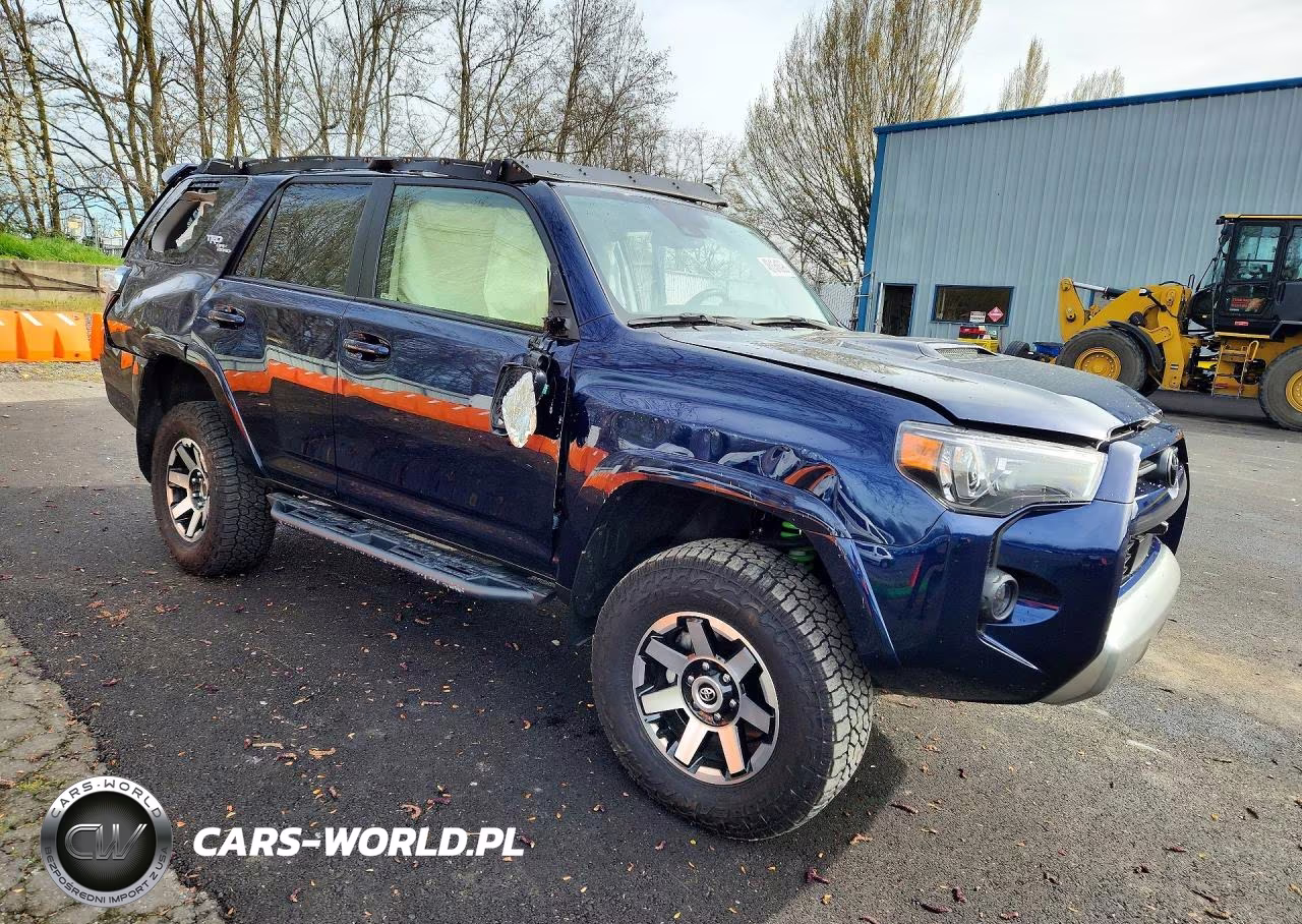 2024 Toyota 4Runner Trd Off-Road Premium VIN:JTERU5JR5R6235781 - 4