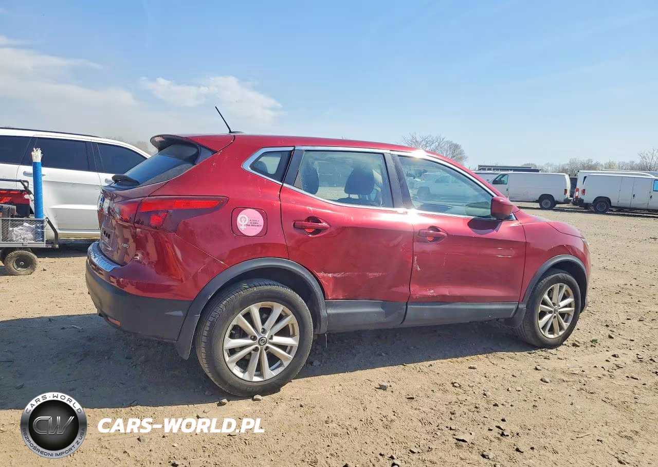 2019 Nissan Rogue Sport S VIN:JN1BJ1CR1KW337298 - 3