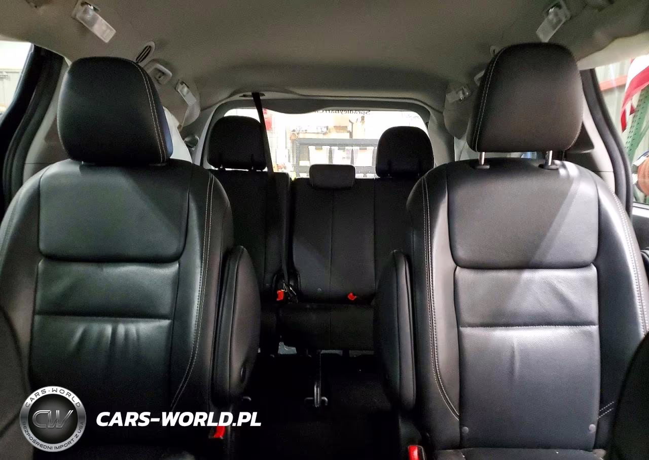 2020 Toyota Sienna Se 7-Passenger VIN:5TDEZ3DC8LS232753 - 10
