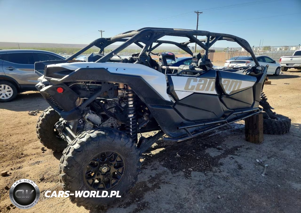 2024 Can-Am Maverick X3 Utility Vehicle VIN:3JBVKAV4XRE000564 - 4